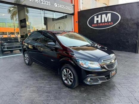 CHEVROLET Onix Hatch 1.4 4P FLEX LTZ, Foto 3