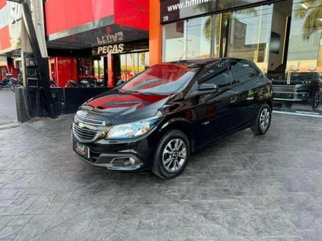 CHEVROLET Onix Hatch 1.4 4P FLEX LTZ, Foto 4