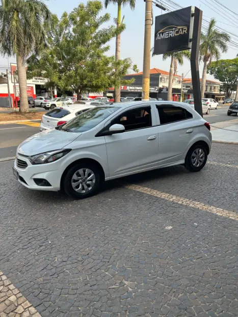 CHEVROLET Onix Hatch 1.0 4P FLEX LT, Foto 2