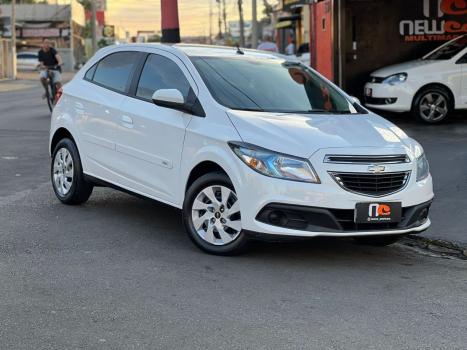 CHEVROLET Onix Hatch 1.4 4P FLEX LT, Foto 1