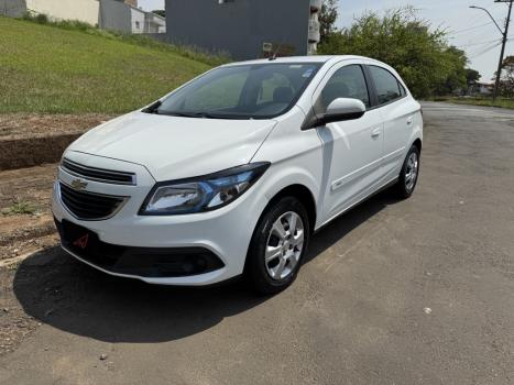 CHEVROLET Onix Hatch 1.4 4P FLEX LT, Foto 1