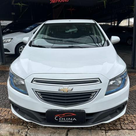 CHEVROLET Onix Hatch 1.4 4P FLEX LT, Foto 4