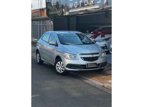 CHEVROLET Onix Hatch 1.0 4P FLEX LT, Foto 2