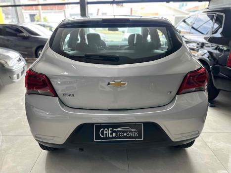 CHEVROLET Onix Hatch 1.0 4P FLEX LT, Foto 5