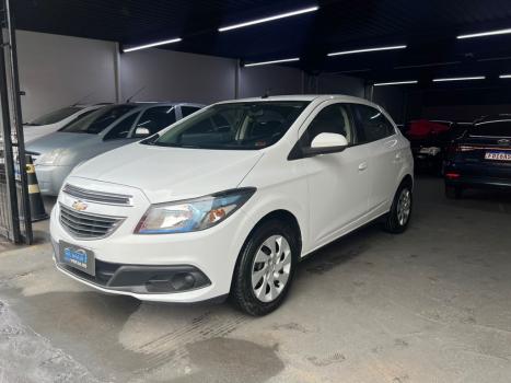 CHEVROLET Onix Hatch 1.0 4P FLEX LT, Foto 2