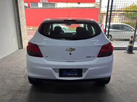 CHEVROLET Onix Hatch 1.0 4P FLEX LT, Foto 6