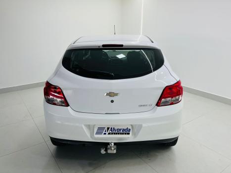 CHEVROLET Onix Hatch 1.4 4P FLEX LT, Foto 14