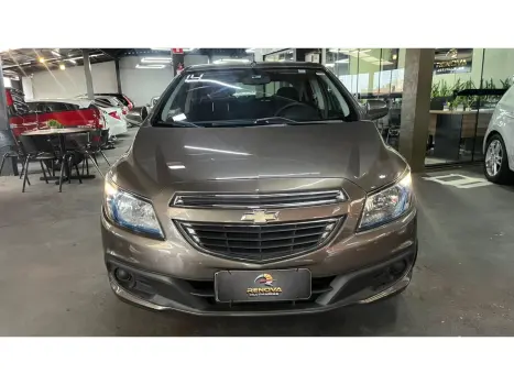 CHEVROLET Onix Hatch 1.4 4P FLEX LT, Foto 13