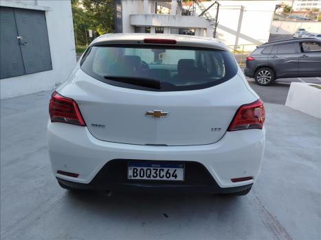 CHEVROLET Onix Hatch 1.4 4P FLEX LTZ, Foto 7