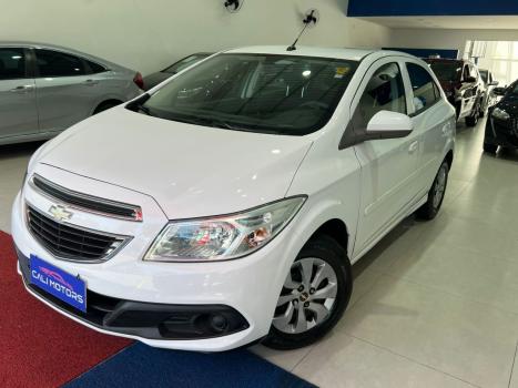 CHEVROLET Onix Hatch 1.0 4P FLEX LT, Foto 1