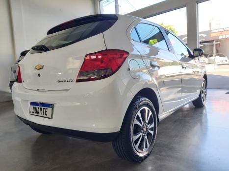 CHEVROLET Onix Hatch 1.4 4P FLEX LTZ, Foto 7