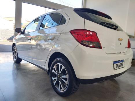 CHEVROLET Onix Hatch 1.4 4P FLEX LTZ, Foto 8