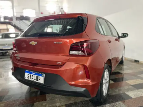 CHEVROLET Onix Hatch 1.0 4P FLEX LTZ TURBO AUTOMTICO, Foto 3