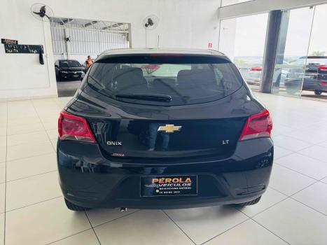 CHEVROLET Onix Hatch 1.0 4P FLEX LT, Foto 4