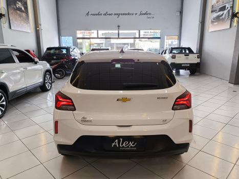 CHEVROLET Onix Hatch 1.0 4P FLEX LT TURBO AUTOMTICO, Foto 4