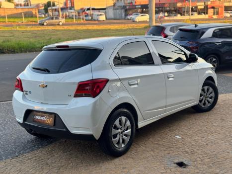CHEVROLET Onix Hatch 1.0 4P FLEX LT, Foto 13