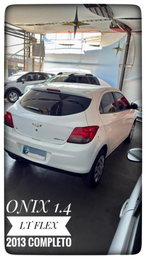 CHEVROLET Onix Hatch 1.4 4P FLEX LT, Foto 5