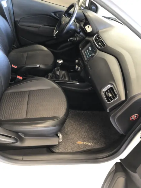 CHEVROLET Onix Hatch 1.4 4P FLEX LTZ, Foto 21