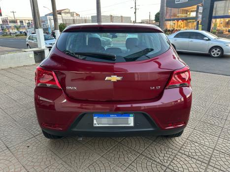 CHEVROLET Onix Hatch 1.4 4P FLEX LT, Foto 11