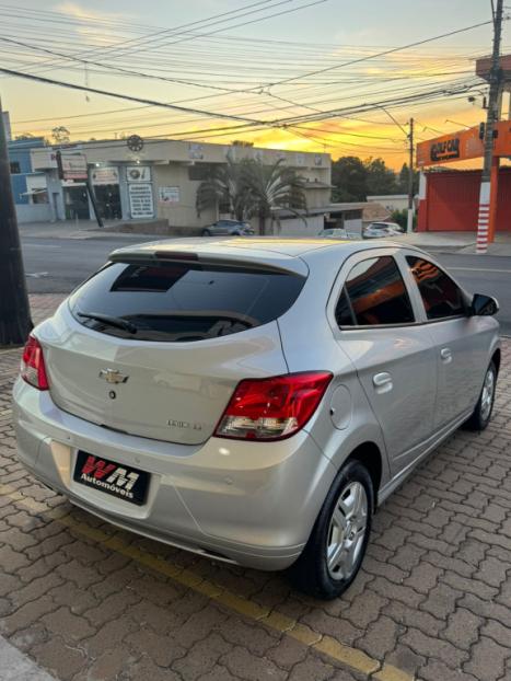 CHEVROLET Onix Hatch 1.0 4P FLEX LT, Foto 8