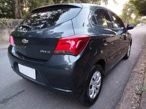 CHEVROLET Onix Hatch 1.0 4P FLEX LT, Foto 4