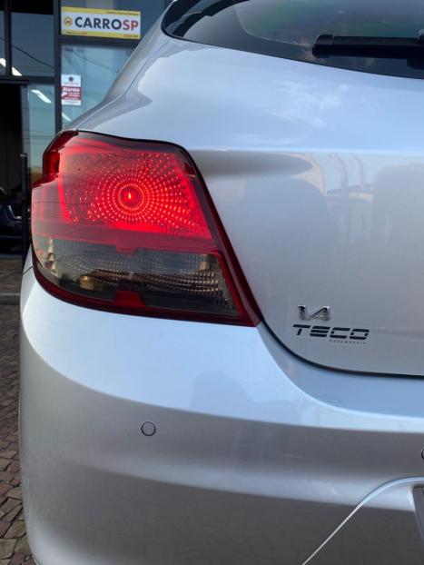 CHEVROLET Onix Hatch 1.4 4P FLEX LTZ, Foto 10