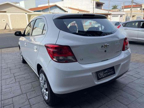 CHEVROLET Onix Hatch 1.4 4P FLEX LT, Foto 5