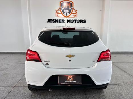 CHEVROLET Onix Hatch 1.0 4P FLEX LT, Foto 8