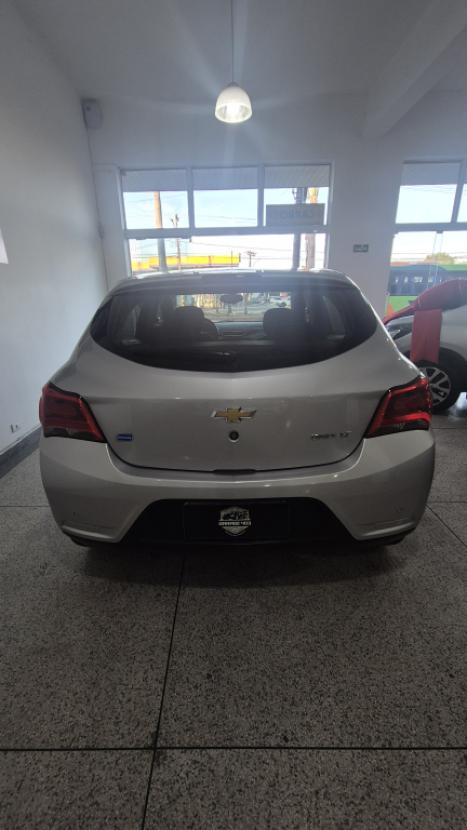 CHEVROLET Onix Hatch 1.4 4P FLEX LT AUTOMTICO, Foto 6