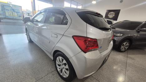 CHEVROLET Onix Hatch 1.4 4P FLEX LT AUTOMTICO, Foto 9