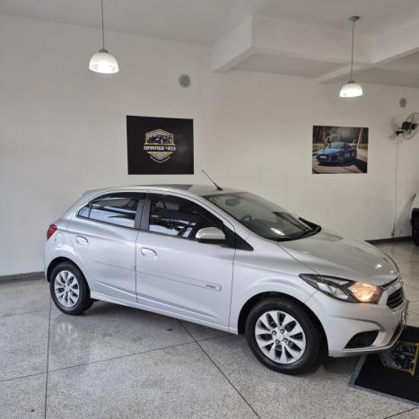 CHEVROLET Onix Hatch 1.4 4P FLEX LT AUTOMTICO, Foto 4
