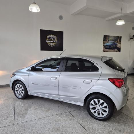 CHEVROLET Onix Hatch 1.4 4P FLEX LT AUTOMTICO, Foto 5