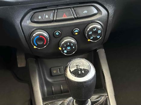 CHEVROLET Onix Hatch 1.4 4P FLEX LT, Foto 12