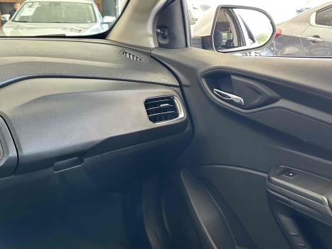 CHEVROLET Onix Hatch 1.4 4P FLEX LT, Foto 13