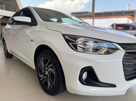 CHEVROLET Onix Hatch 1.0 4P FLEX LT, Foto 3
