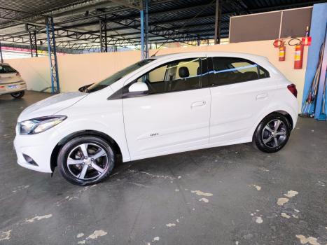 CHEVROLET Onix Hatch 1.4 4P FLEX LTZ, Foto 4