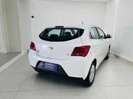 CHEVROLET Onix Hatch 1.4 4P FLEX LT, Foto 9