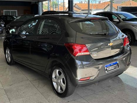 CHEVROLET Onix Hatch 1.4 4P FLEX LT, Foto 7