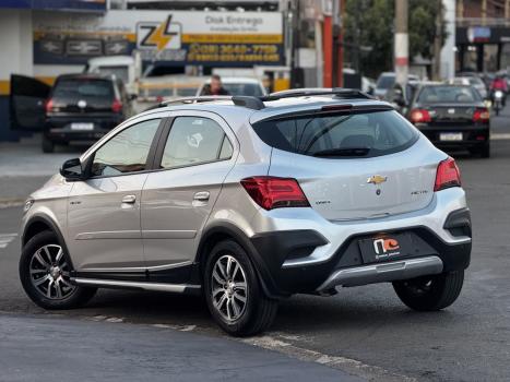 CHEVROLET Onix Hatch 1.4 4P FLEX ACTIV, Foto 3