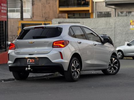 CHEVROLET Onix Hatch 1.0 12V 4P FLEX PREMIER 2 TURBO AUTOMTICO, Foto 4