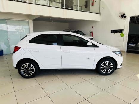 CHEVROLET Onix Hatch 1.4 4P FLEX LTZ, Foto 7