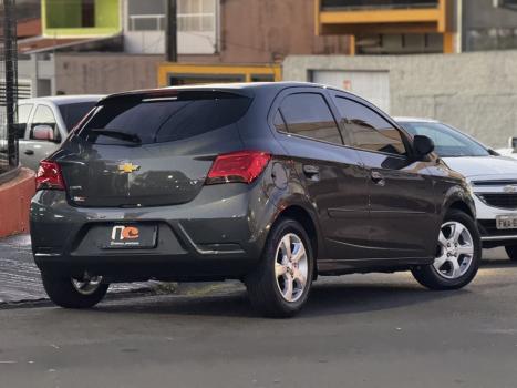 CHEVROLET Onix Hatch 1.4 4P FLEX LT AUTOMTICO, Foto 4