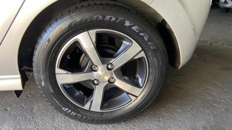 CHEVROLET Onix Hatch 1.4 4P FLEX LTZ, Foto 12