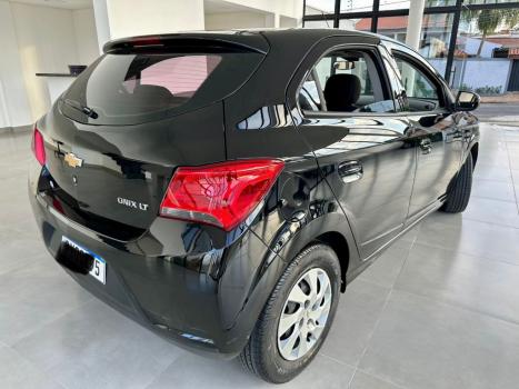 CHEVROLET Onix Hatch 1.0 4P FLEX LT, Foto 3