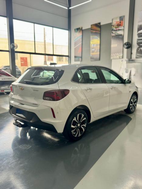 CHEVROLET Onix Hatch 1.0 12V 4P FLEX PREMIER 2 TURBO AUTOMTICO, Foto 10