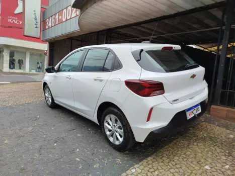 CHEVROLET Onix Hatch 1.0 12V 4P FLEX LT, Foto 4