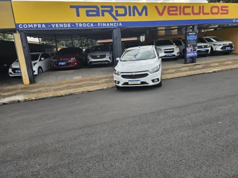 CHEVROLET Onix Hatch 1.4 4P FLEX LTZ, Foto 1