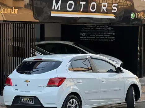 CHEVROLET Onix Hatch 1.4 4P FLEX LT, Foto 16