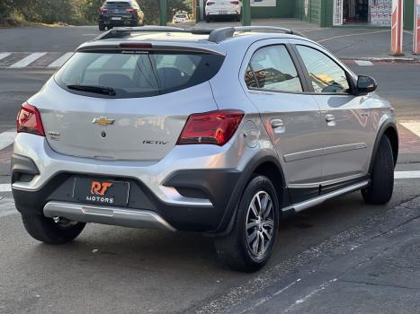 CHEVROLET Onix Hatch 1.4 4P FLEX ACTIV, Foto 3