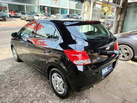 CHEVROLET Onix Hatch 1.0 4P FLEX JOY, Foto 3